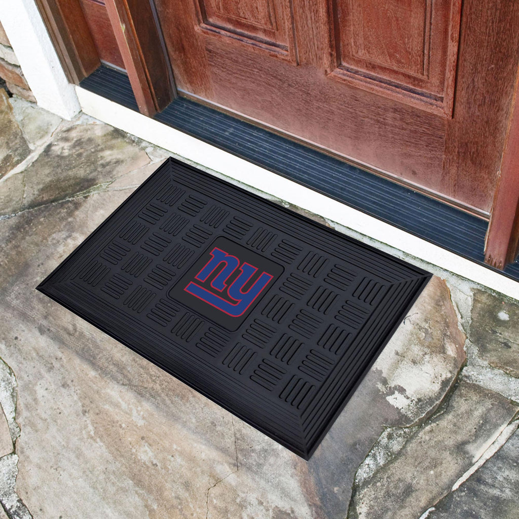 New York Giants Medallion Door Mat 19.5"x31.25" 