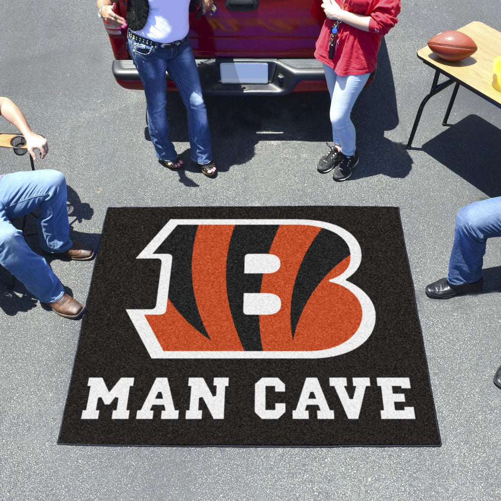 Cincinnati Bengals Man Cave Tailgater 59.5"x71" 