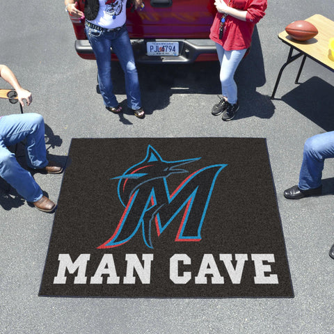 Miami Marlins Man Cave Tailgater 59.5"x71" 