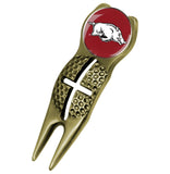 Arkansas Razorbacks Crosshairs Divot Tool